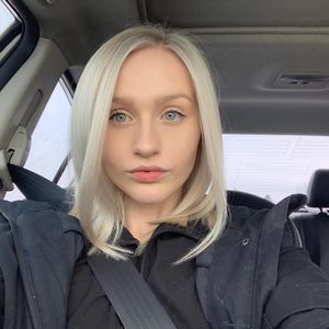 Meet your Posher, Hope